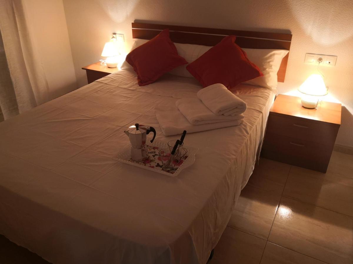 Centro Roquetas 5 Minutos De La Playa En Coche Garaje Solo Si Esta Disponible Apartment Рокетас де Мар Екстериор снимка