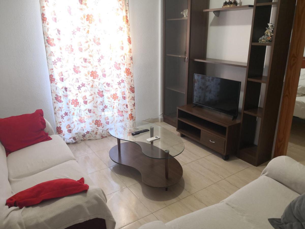 Centro Roquetas 5 Minutos De La Playa En Coche Garaje Solo Si Esta Disponible Apartment Рокетас де Мар Екстериор снимка